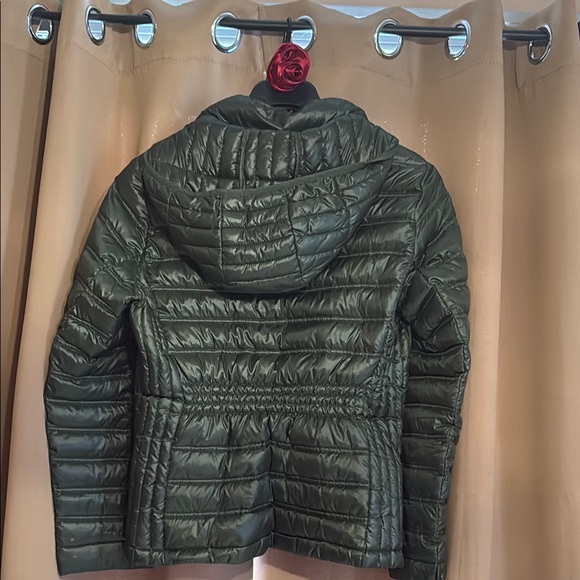 Calvin Klein Quilted Green Jacket - Picture 5 of 6